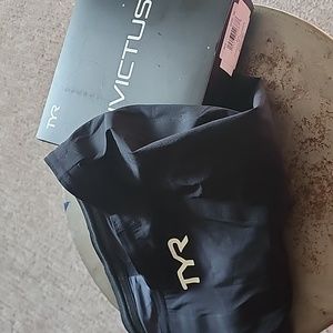 TYR INVICTUS Tech Suit